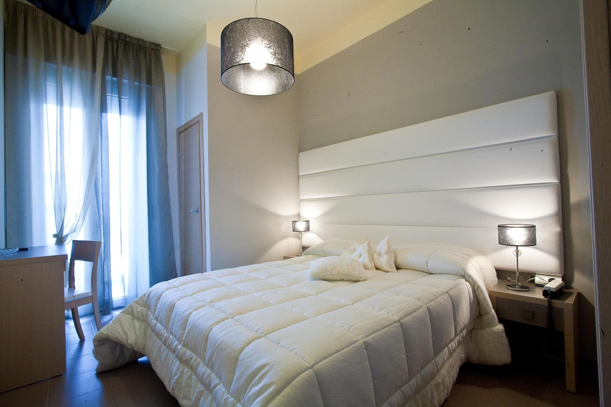 Hotel Villa Paola Rimini Exterior photo