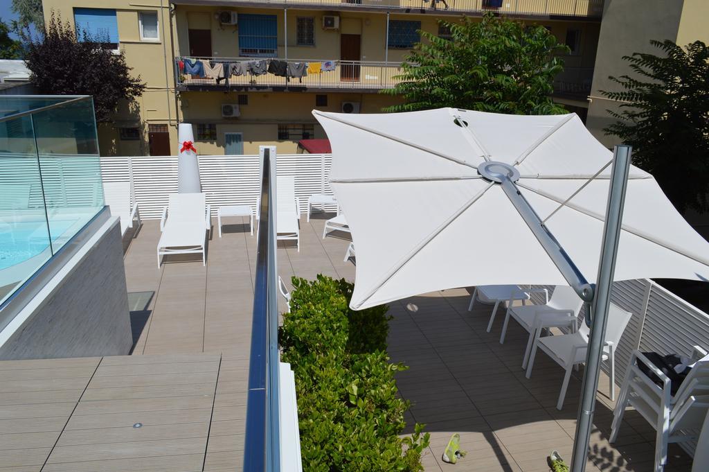 Hotel Villa Paola Rimini Exterior photo